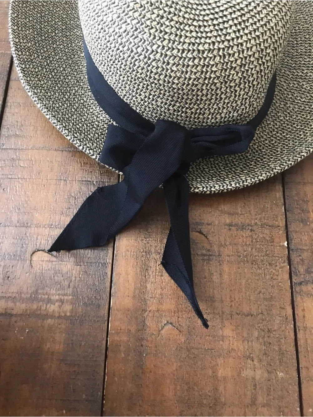 Scalia Collection Women’s One Size Straw Hat Black Bow